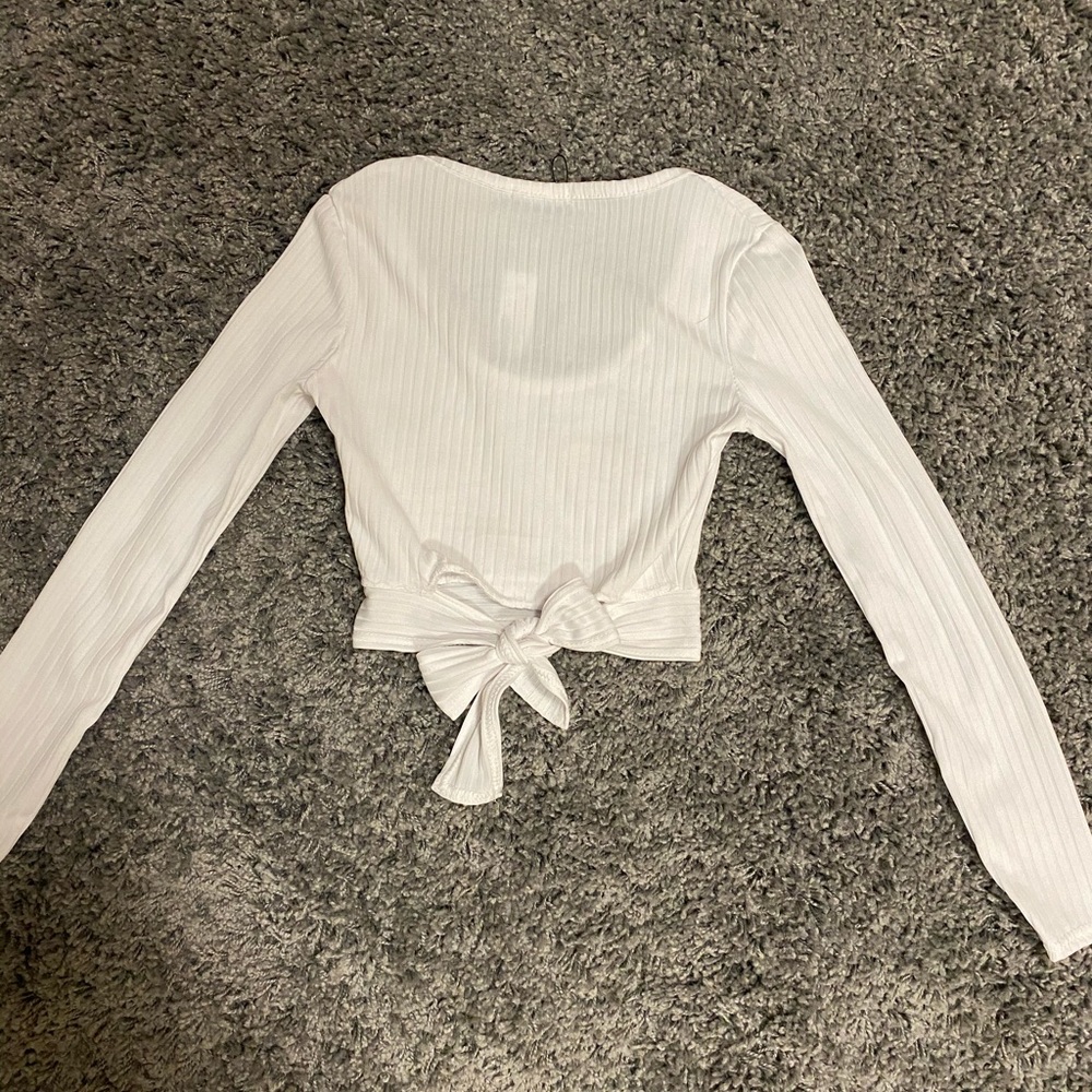 PrettyLittleThing crop top